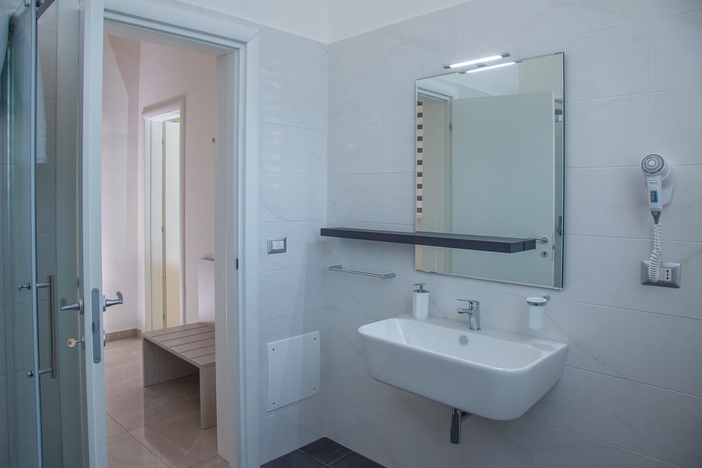 Acquamarina B&B Porto Cesareo Ngoại thất bức ảnh